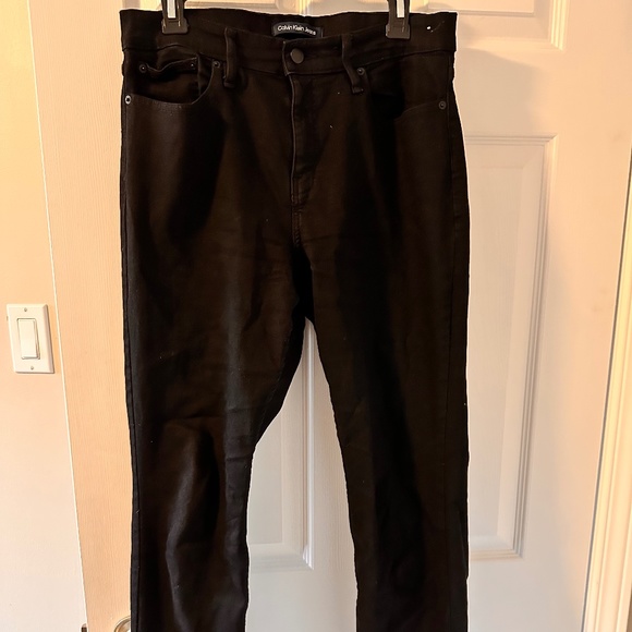 Calvin Klein Original Straight Comfort Stretch Jean - Picture 1 of 3